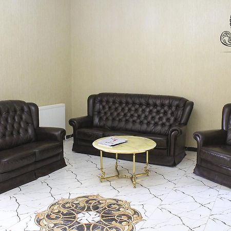 Hotel Datuki Akhmeta Εξωτερικό φωτογραφία